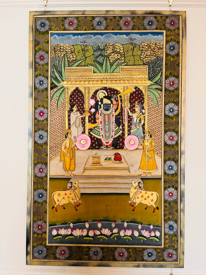 Shrinathji Darshan in Emerald Gold